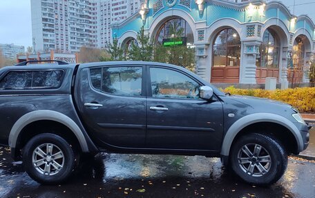 Mitsubishi L200 IV рестайлинг, 2012 год, 1 700 000 рублей, 21 фотография