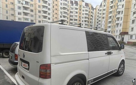 Volkswagen Transporter T5 рестайлинг, 2004 год, 1 270 000 рублей, 8 фотография