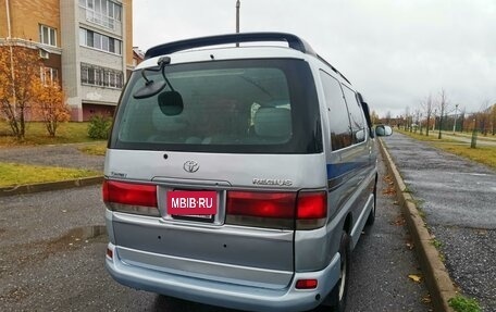 Toyota Regius, 1998 год, 800 000 рублей, 10 фотография