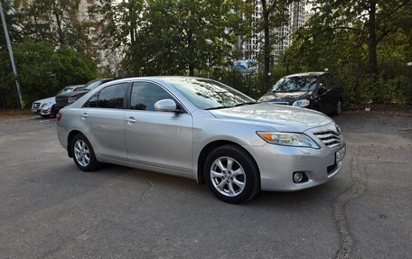 Toyota Camry, 2011 год, 1 450 000 рублей, 2 фотография