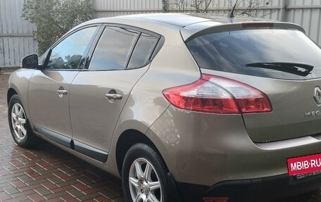 Renault Megane III, 2011 год, 950 000 рублей, 3 фотография