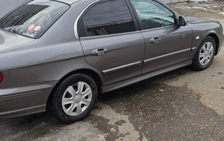 Hyundai Sonata IV рестайлинг, 2001 год, 500 000 рублей, 4 фотография