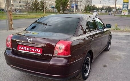 Toyota Avensis III рестайлинг, 2006 год, 695 000 рублей, 4 фотография