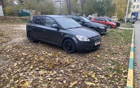 KIA cee'd I рестайлинг, 2009 год, 637 000 рублей, 2 фотография