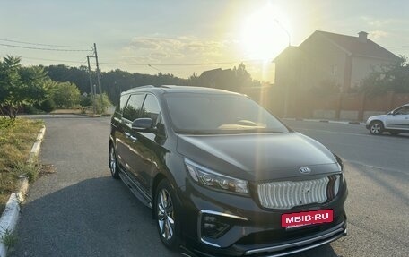 KIA Carnival III, 2019 год, 4 100 000 рублей, 4 фотография