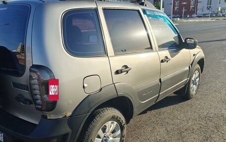 Chevrolet Niva I рестайлинг, 2012 год, 690 000 рублей, 13 фотография