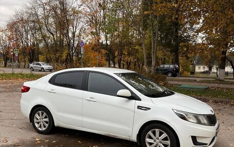 KIA Rio III рестайлинг, 2012 год, 550 000 рублей, 3 фотография