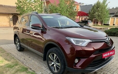 Toyota RAV4, 2017 год, 2 545 000 рублей, 11 фотография