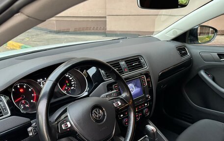 Volkswagen Jetta VI, 2018 год, 1 690 000 рублей, 12 фотография