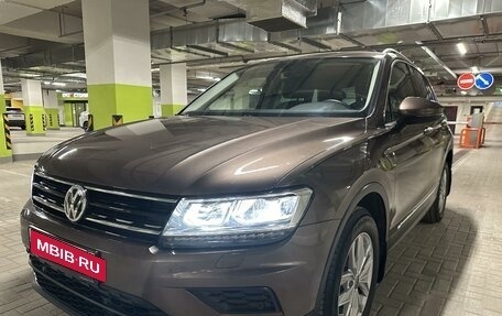 Volkswagen Tiguan II, 2018 год, 3 150 000 рублей, 9 фотография