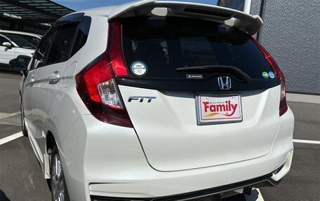 Honda Fit III, 2017 год, 1 200 000 рублей, 15 фотография