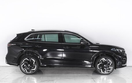 Volkswagen Tiguan II, 2024 год, 6 349 000 рублей, 5 фотография