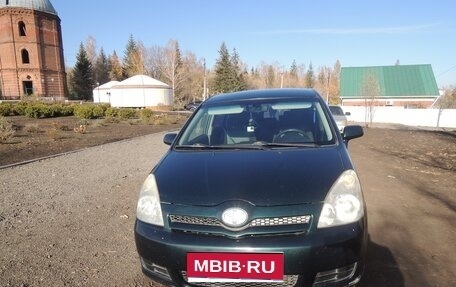 Toyota Corolla Verso I, 2005 год, 735 000 рублей, 1 фотография