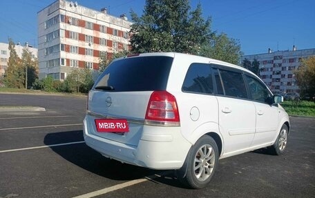 Opel Zafira B, 2011 год, 699 000 рублей, 14 фотография