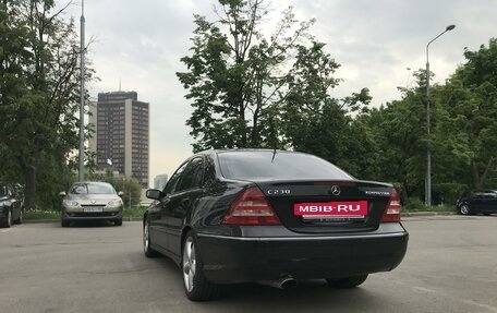 Mercedes-Benz C-Класс, 2004 год, 750 000 рублей, 3 фотография