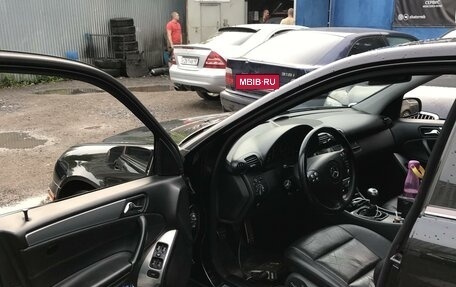 Mercedes-Benz C-Класс, 2004 год, 750 000 рублей, 8 фотография