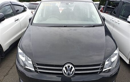 Volkswagen Sharan II, 2012 год, 1 300 000 рублей, 2 фотография