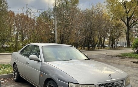 Nissan Laurel VIII, 2001 год, 680 000 рублей, 2 фотография