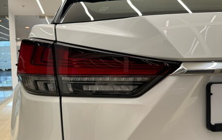 Lexus RX IV рестайлинг, 2020 год, 6 900 000 рублей, 10 фотография