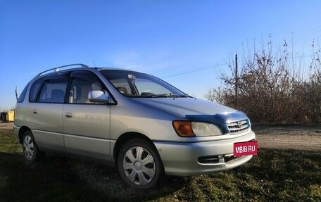 Toyota Ipsum II, 2000 год, 550 000 рублей, 1 фотография