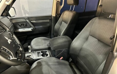 Mitsubishi Pajero IV, 2012 год, 1 850 000 рублей, 11 фотография