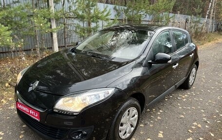 Renault Megane III, 2013 год, 500 000 рублей, 1 фотография