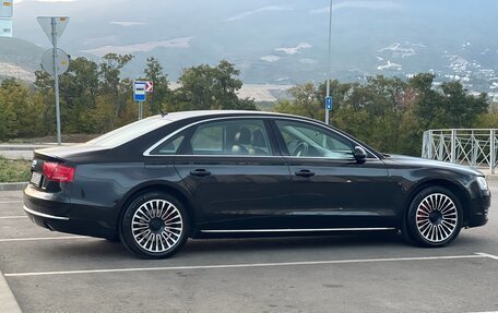 Audi A8, 2011 год, 1 750 000 рублей, 13 фотография