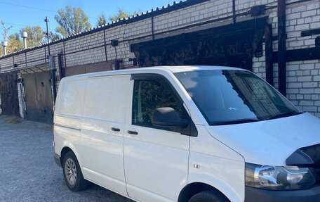 Volkswagen Transporter T5 рестайлинг, 2012 год, 1 470 000 рублей, 3 фотография