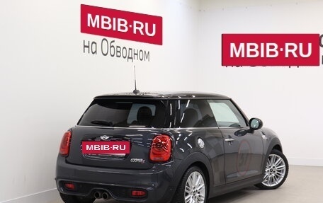 MINI Hatch, 2016 год, 2 550 000 рублей, 2 фотография