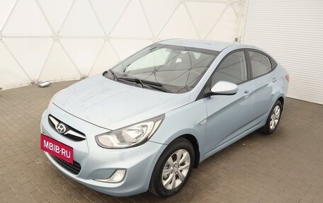 Hyundai Solaris II рестайлинг, 2012 год, 840 000 рублей, 7 фотография