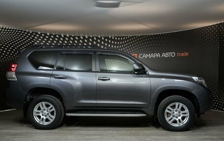 Toyota Land Cruiser Prado 150 рестайлинг 2, 2012 год, 2 832 000 рублей, 5 фотография