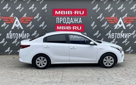 KIA Rio IV, 2021 год, 1 450 000 рублей, 8 фотография