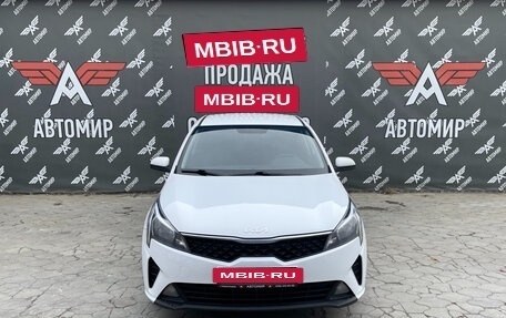 KIA Rio IV, 2021 год, 1 450 000 рублей, 2 фотография