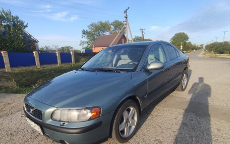 Volvo S60 III, 2001 год, 570 000 рублей, 1 фотография