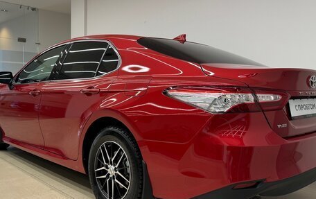 Toyota Camry, 2021 год, 3 650 000 рублей, 7 фотография