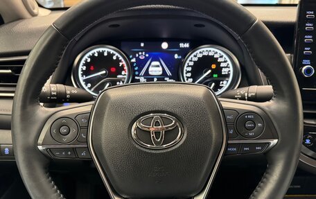 Toyota Camry, 2021 год, 3 650 000 рублей, 18 фотография