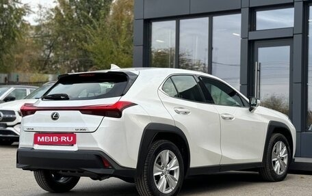 Lexus UX I, 2023 год, 4 400 000 рублей, 13 фотография