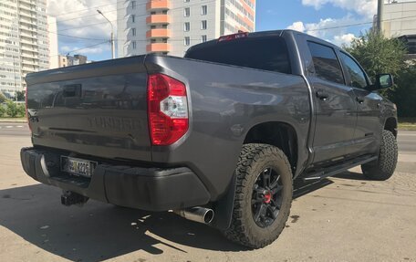 Toyota Tundra II, 2021 год, 7 600 000 рублей, 3 фотография