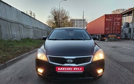 KIA cee'd I рестайлинг, 2010 год, 770 000 рублей, 2 фотография