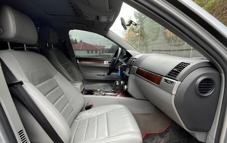 Volkswagen Touareg III, 2007 год, 999 000 рублей, 17 фотография