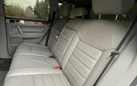 Volkswagen Touareg III, 2007 год, 999 000 рублей, 19 фотография