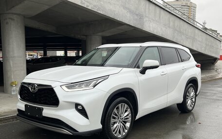 Toyota Highlander, 2024 год, 6 750 000 рублей, 4 фотография