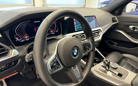 BMW 3 серия, 2019 год, 6 490 000 рублей, 13 фотография