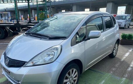 Honda Fit III, 2013 год, 770 000 рублей, 1 фотография