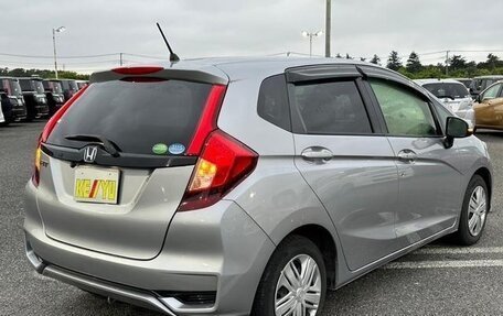 Honda Fit III, 2018 год, 810 111 рублей, 2 фотография