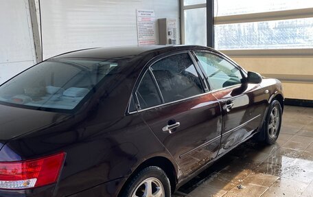 Hyundai Sonata VI, 2005 год, 795 000 рублей, 4 фотография