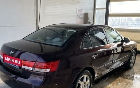 Hyundai Sonata VI, 2005 год, 795 000 рублей, 2 фотография