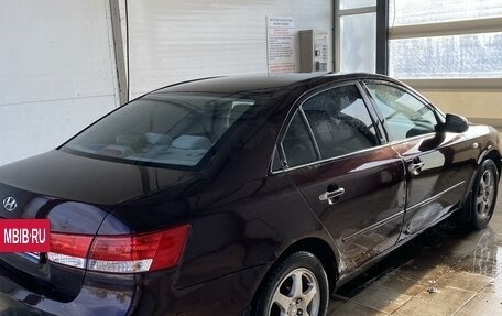 Hyundai Sonata VI, 2005 год, 795 000 рублей, 3 фотография