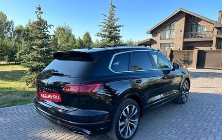 Volkswagen Touareg III, 2019 год, 5 930 000 рублей, 7 фотография