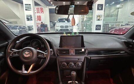 Mazda CX-4, 2021 год, 2 200 000 рублей, 8 фотография